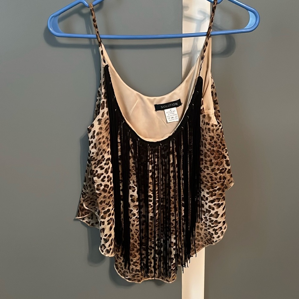 Solution tank top
